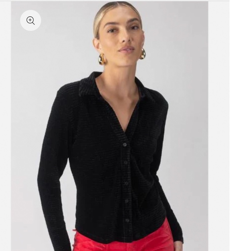 Sanctuary‎ Textured Velvet Button Up Top Black CT4030TV1 Long Sleeve Small